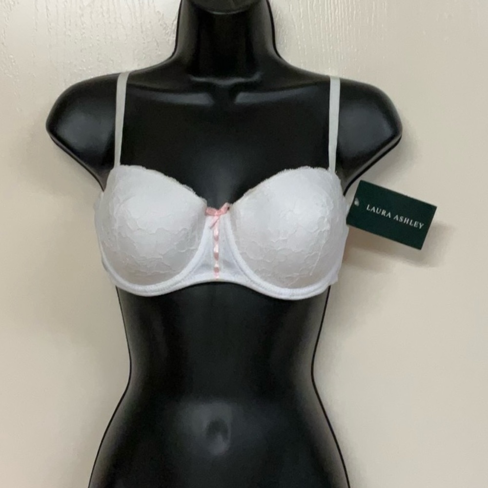 Laura Ashley Bra (36B)